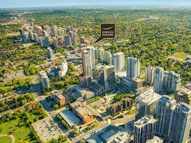 2001 - 5162 Yonge St