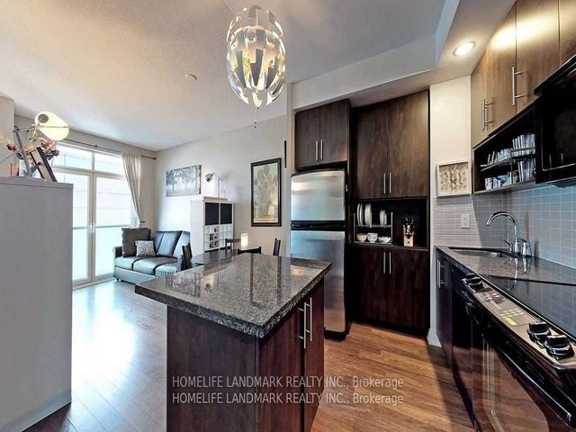 902 - 120 Homewood Ave