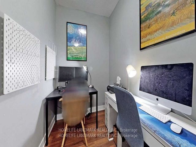902 - 120 Homewood Ave