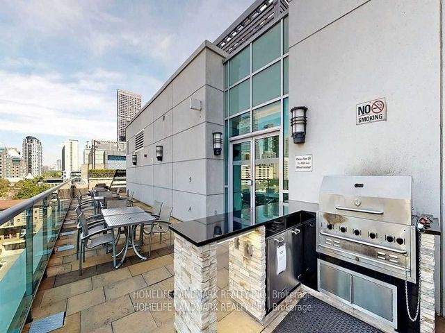 902 - 120 Homewood Ave