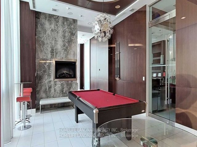 902 - 120 Homewood Ave