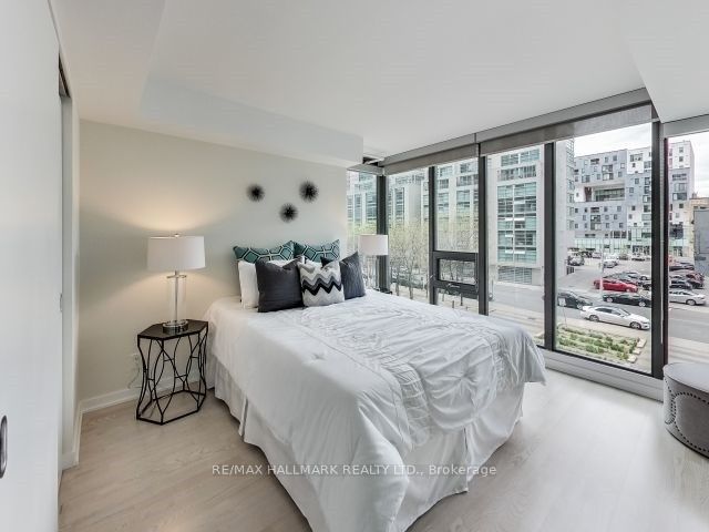 304 - 33 Lombard St
