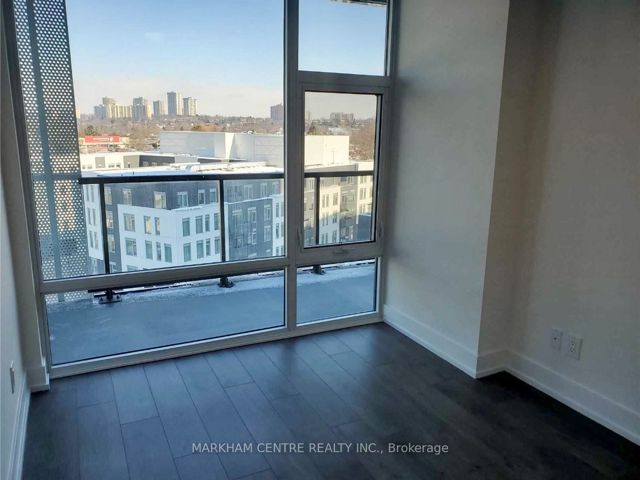 911 - 25 Adra Grado Way
