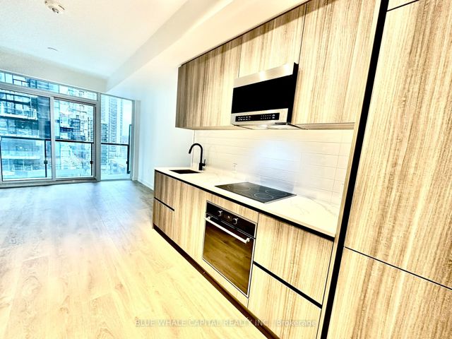 803 - 117 Broadway Ave