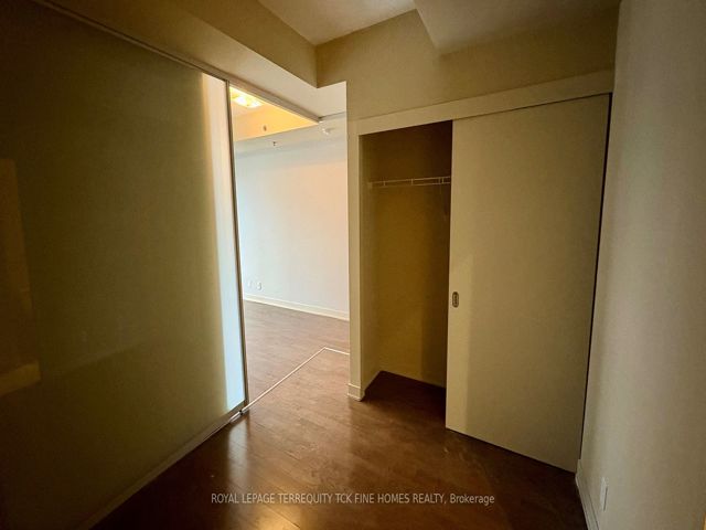 707 - 21 Nelson St