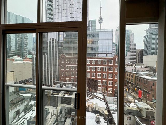 707 - 21 Nelson St