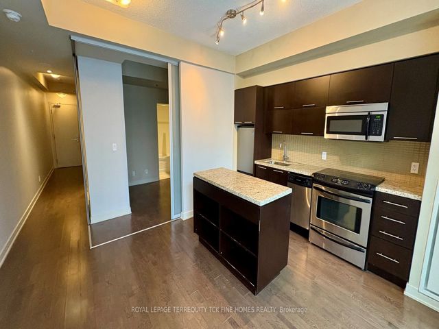 707 - 21 Nelson St