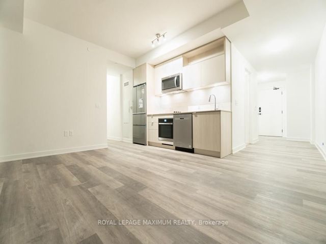 2015 E - 70 Princess St