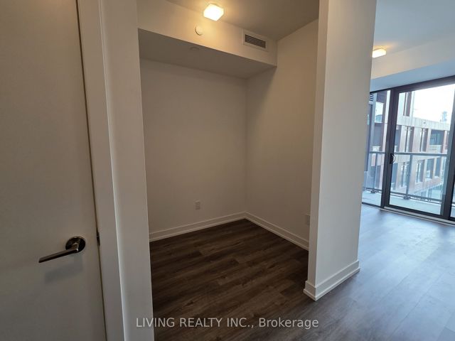 442 - 28 Eastern Ave