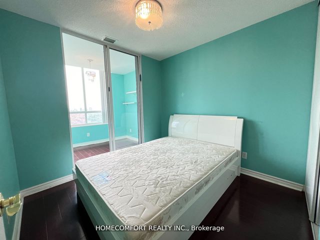 2807 - 18 Spring Garden Ave