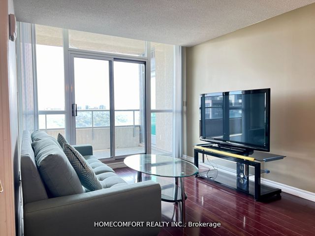 2807 - 18 Spring Garden Ave