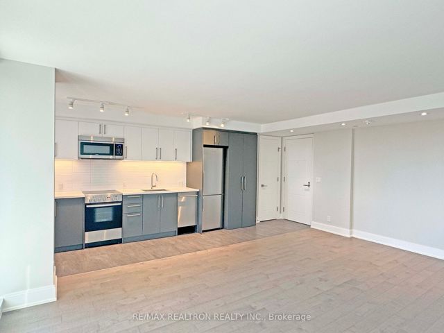 408 - 11 Walmer Rd