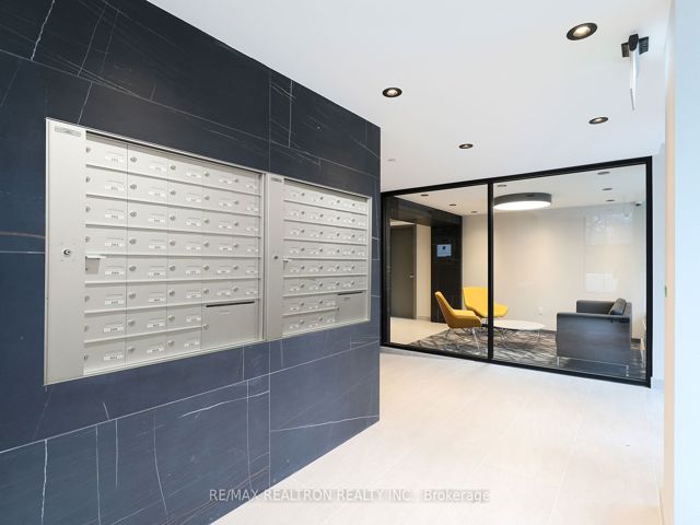 408 - 11 Walmer Rd