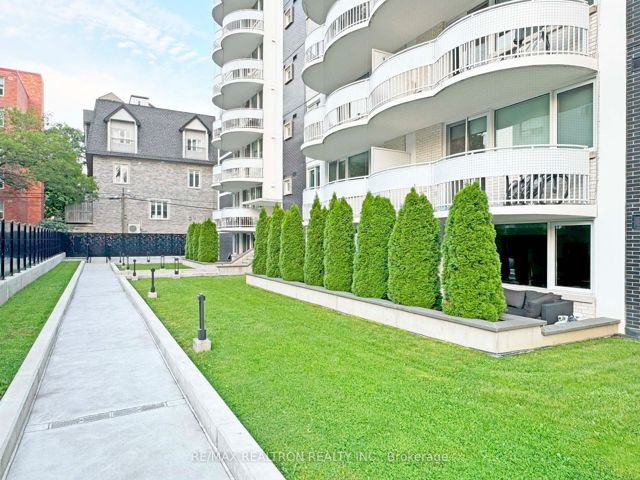 408 - 11 Walmer Rd