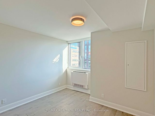 408 - 11 Walmer Rd