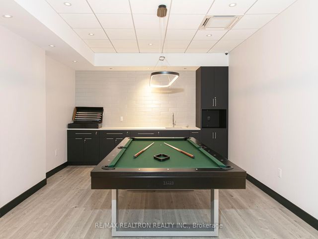 2511 - 33 Isabella St