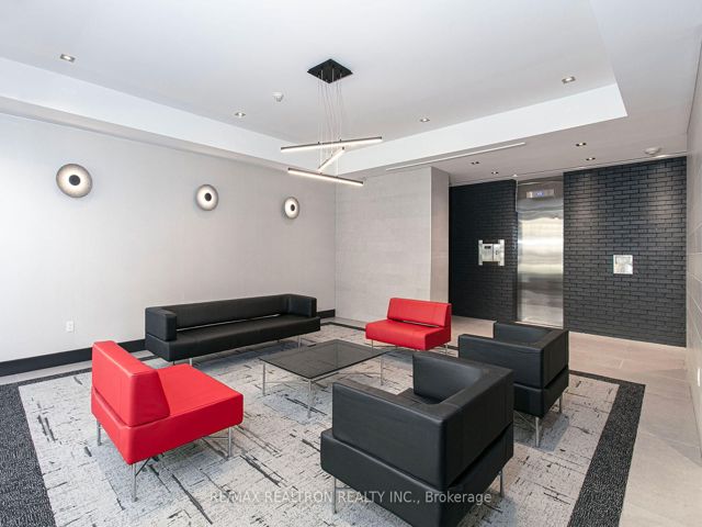 2511 - 33 Isabella St