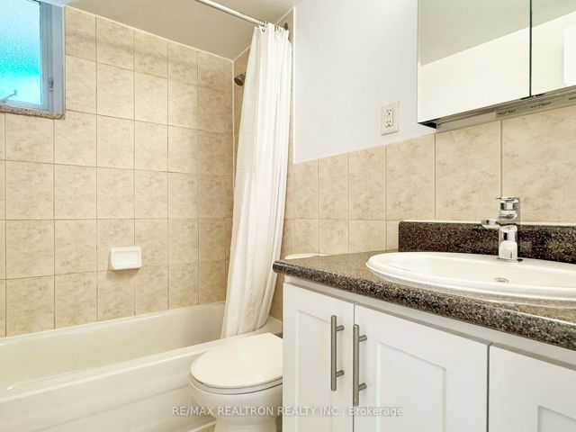708 - 55 Isabella St