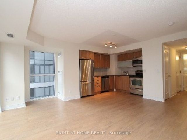 812 - 28 Ted Rogers Way