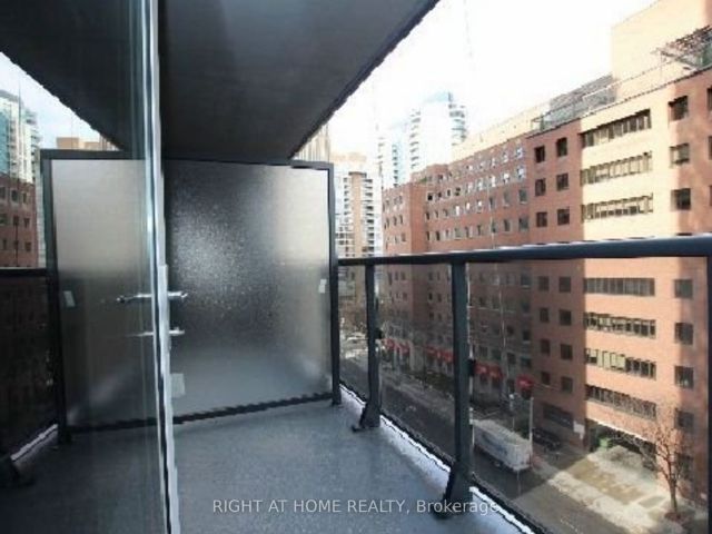 812 - 28 Ted Rogers Way