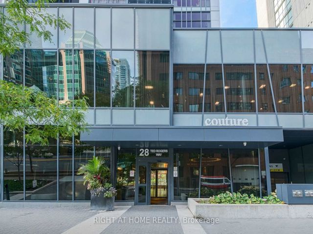 812 - 28 Ted Rogers Way