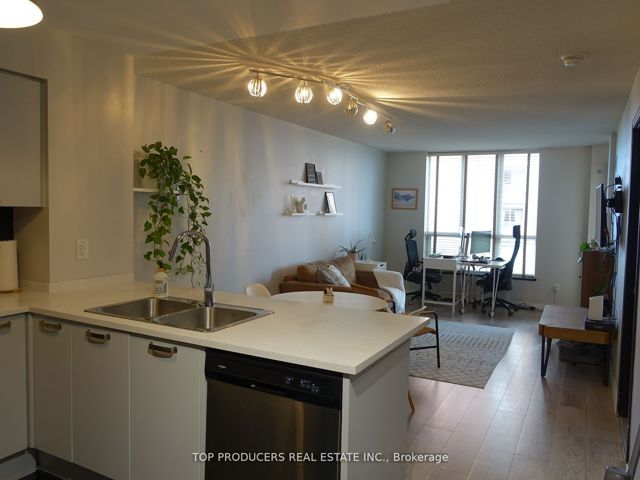 705 - 51 Harrison Garden Blvd