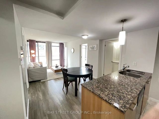 609 - 38 Grenville St