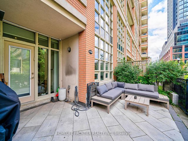TH77B - 85 East Liberty St