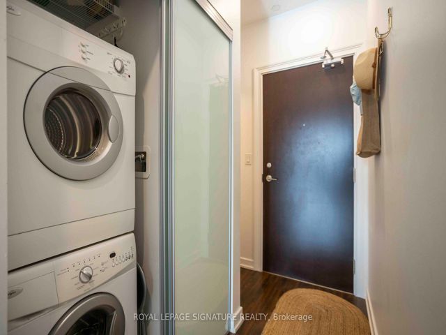 408 - 205 Manning Ave
