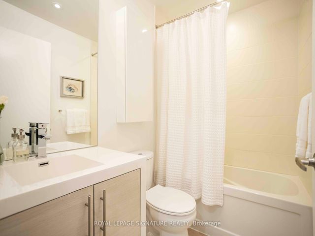 408 - 205 Manning Ave