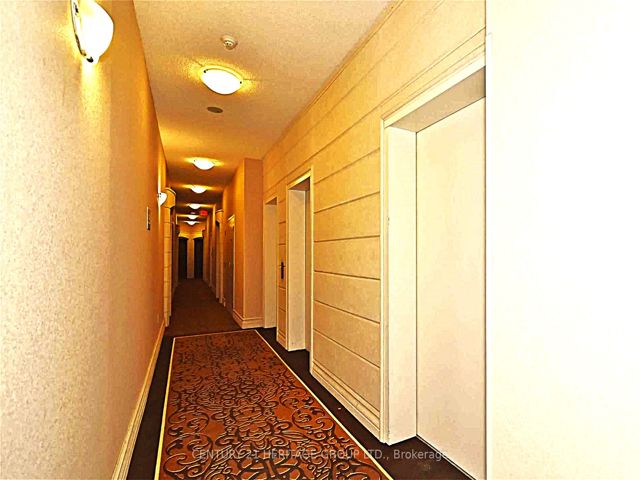 1103 - 7 Lorraine Dr