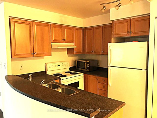 1103 - 7 Lorraine Dr