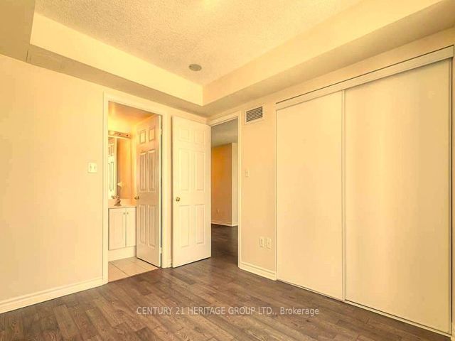 1103 - 7 Lorraine Dr