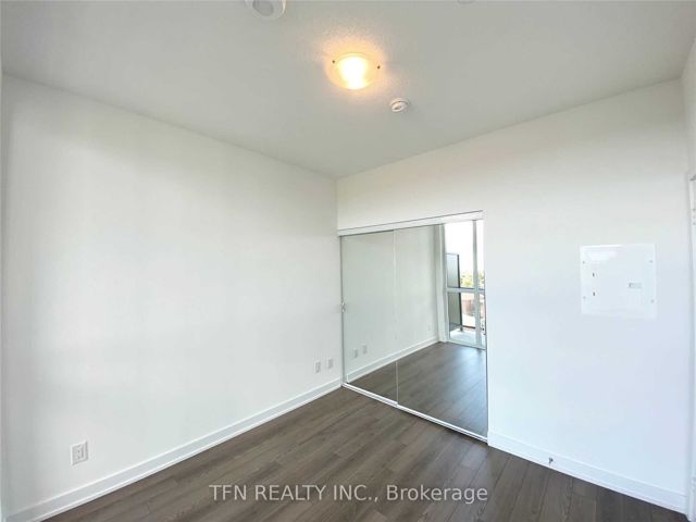 610 - 1603 Eglinton Ave W