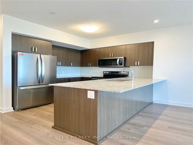 610 - 1603 Eglinton Ave W