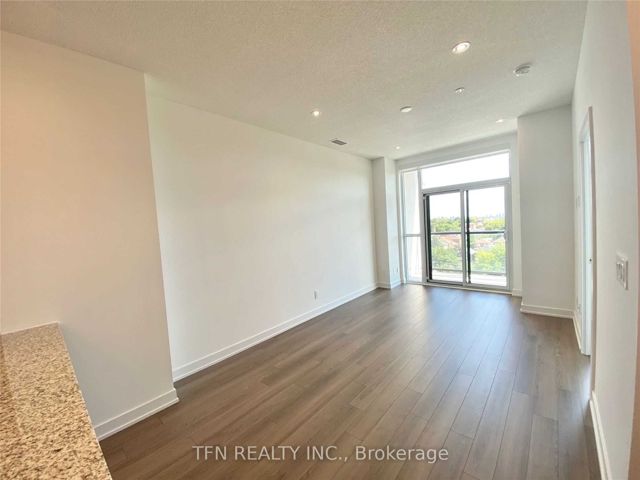 610 - 1603 Eglinton Ave W