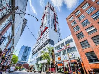 1701 - 318 Richmond St W