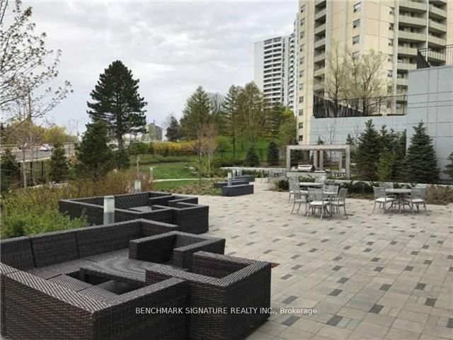 602 - 18 Graydon Hall Dr