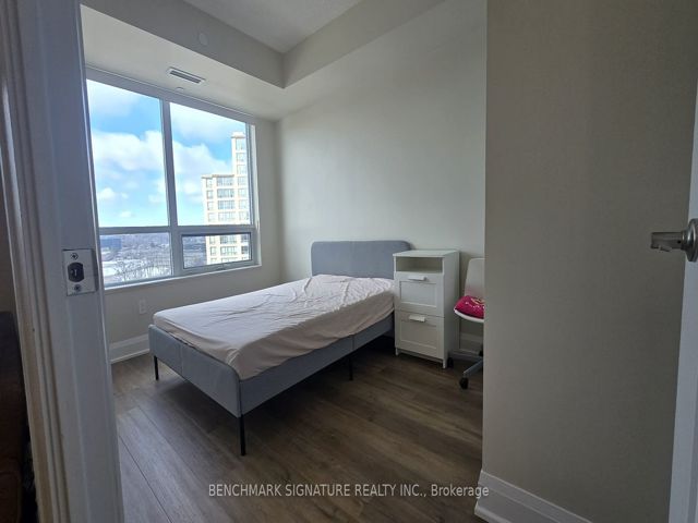 602 - 18 Graydon Hall Dr
