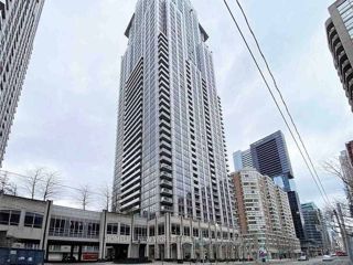 3813 - 761 Bay St