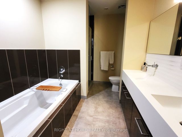 PH1027 - 55 Stewart St
