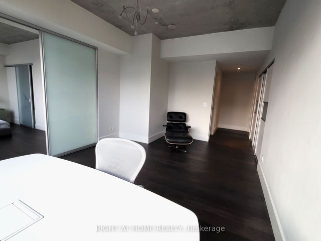 PH1027 - 55 Stewart St