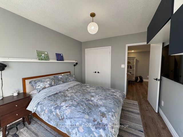 350 - 3 Everson Dr