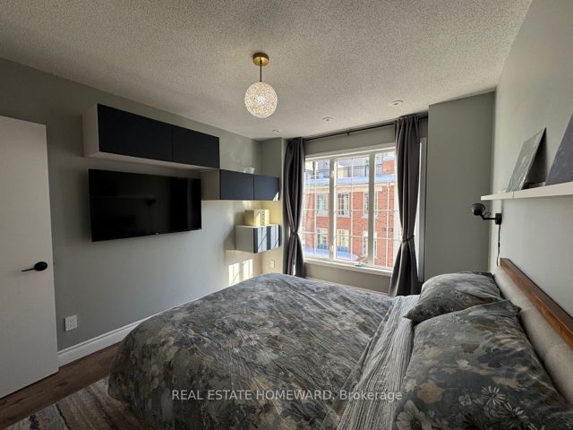 350 - 3 Everson Dr