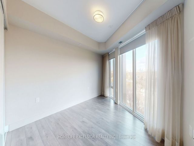 803 - 575 Bloor St E