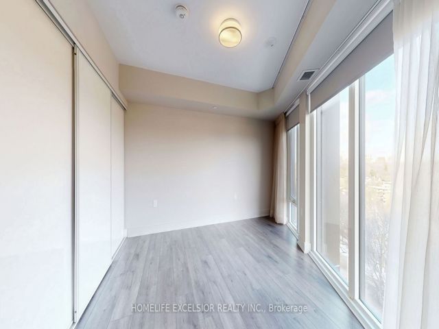 803 - 575 Bloor St E