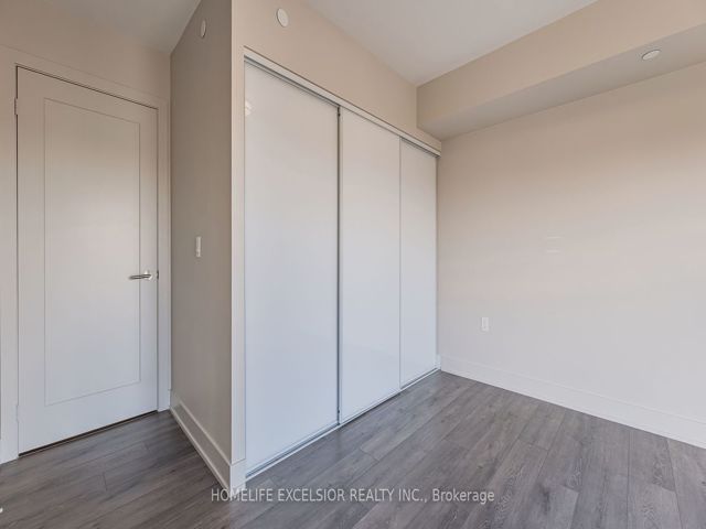 803 - 575 Bloor St E