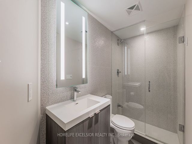 803 - 575 Bloor St E