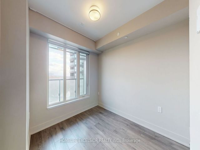 803 - 575 Bloor St E