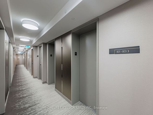 803 - 575 Bloor St E